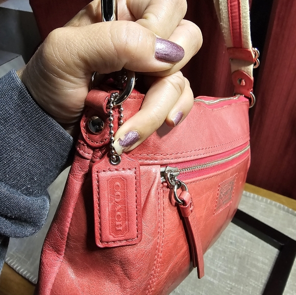 Coach camelia poppy crossbody - Picture 7 of 13